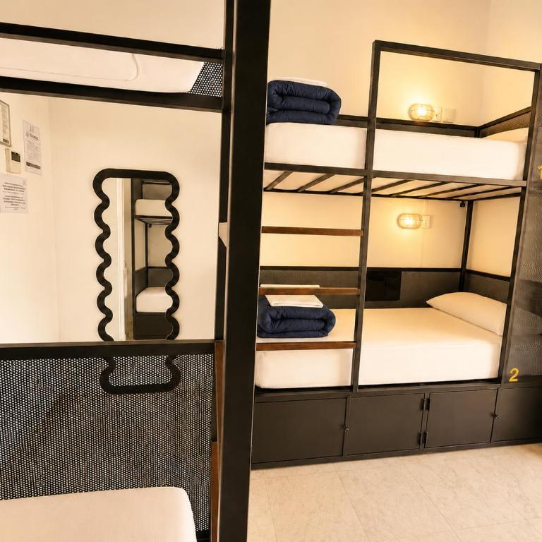 JOY Setas Coworking - Cama en habitación compartida femenina de 6 camas - 4