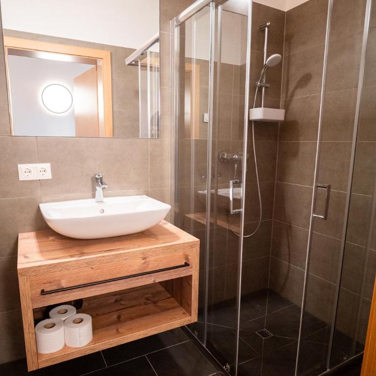 Haus Tauernblick am Katschberg - Apartment mit 4 Schlafzimmern und einem Balkon - 4