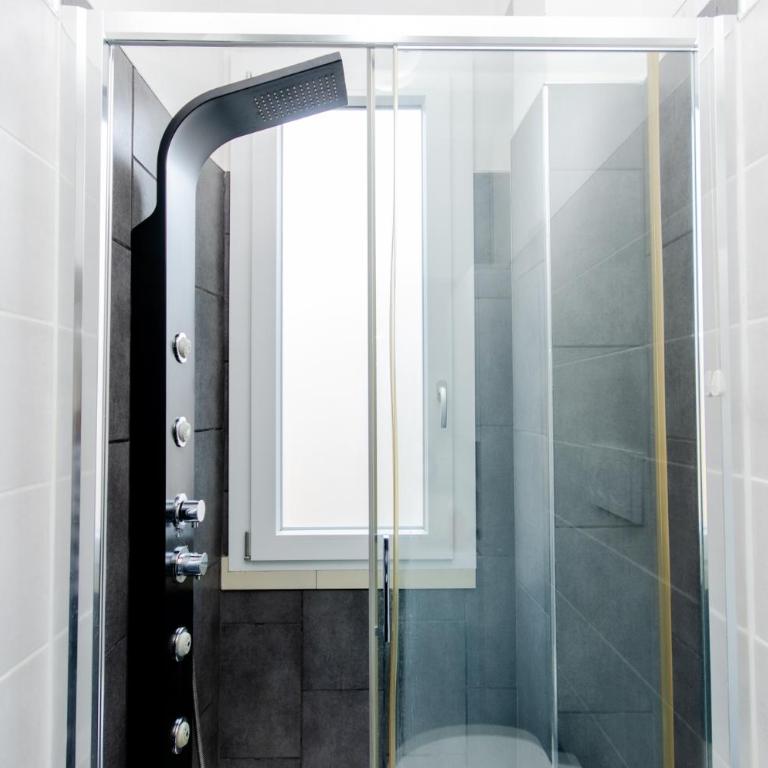 Lugano S&S Home, moderna e tranquilla, vicino al Centro di Milano, con parcheggio gratuito esterno - Appartamento con 1 Camera da Letto - 29