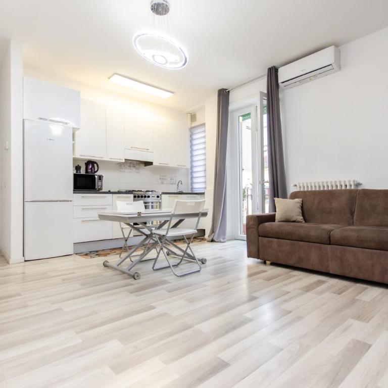 Lugano S&S Home, moderna e tranquilla, vicino al Centro di Milano, con parcheggio gratuito esterno - Appartamento con 1 Camera da Letto - 2