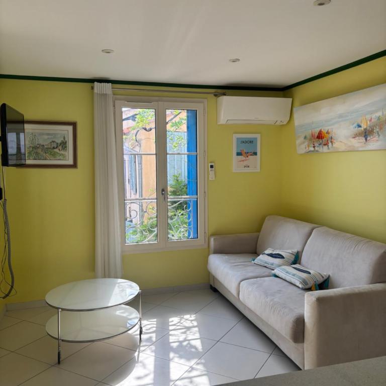 Appartement T2 50m² vue mer Presqu'il de Giens. RC - Appartement - 12