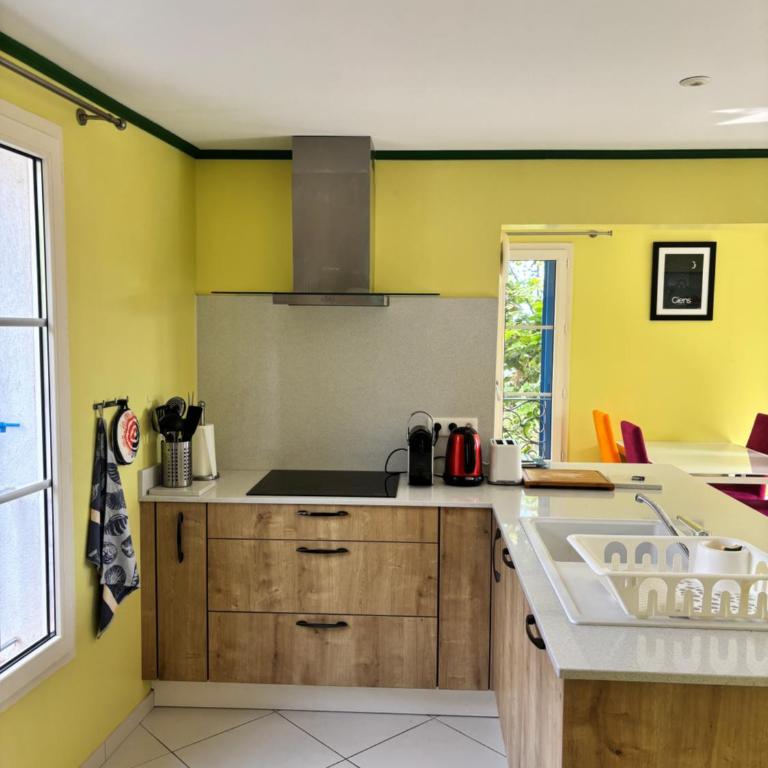 Appartement T2 50m² vue mer Presqu'il de Giens. RC - Appartement - 5