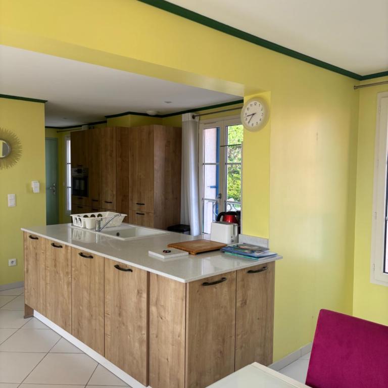Appartement T2 50m² vue mer Presqu'il de Giens. RC - Appartement - 6