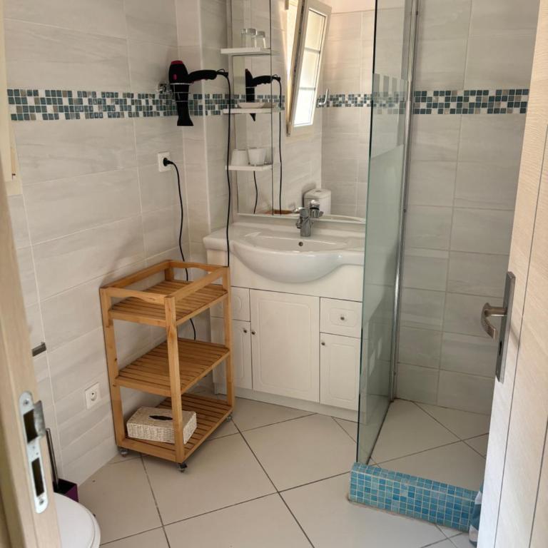 Appartement T2 50m² vue mer Presqu'il de Giens. RC - Appartement - 14