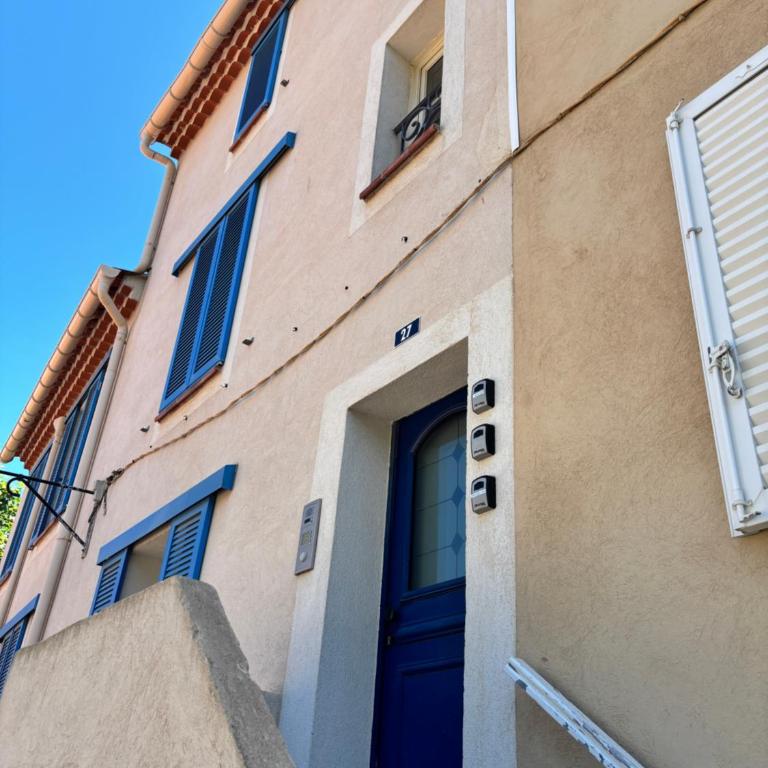 Appartement T2 50m² vue mer Presqu'il de Giens. RC - Appartement - 21