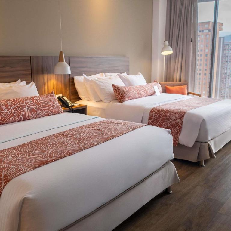 Novotel Medellin El Tesoro - Executive Double Room with Two Double Beds - 4