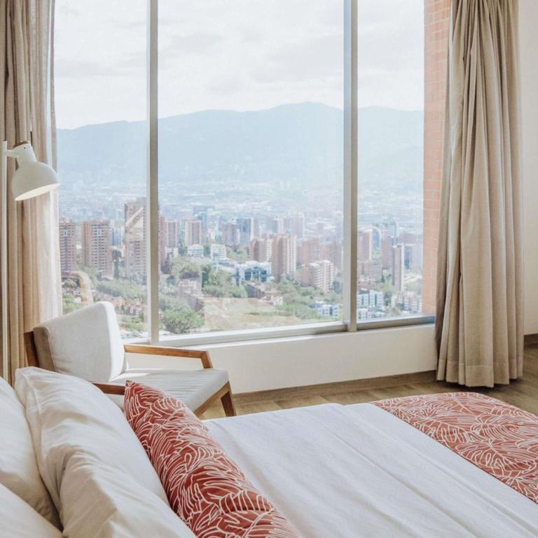 Novotel Medellin El Tesoro - Executive King Room - 5