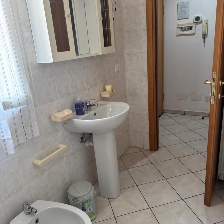 Appartamento Villa Mare Blu 1 piano con Terrazzo - Casa con 2 Camere da Letto - 5
