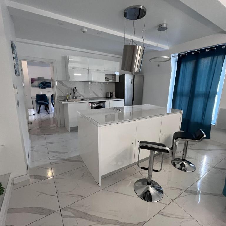 The Square Republic Apts - Deluks Apartman sa 3 Spavaće Sobe - 8