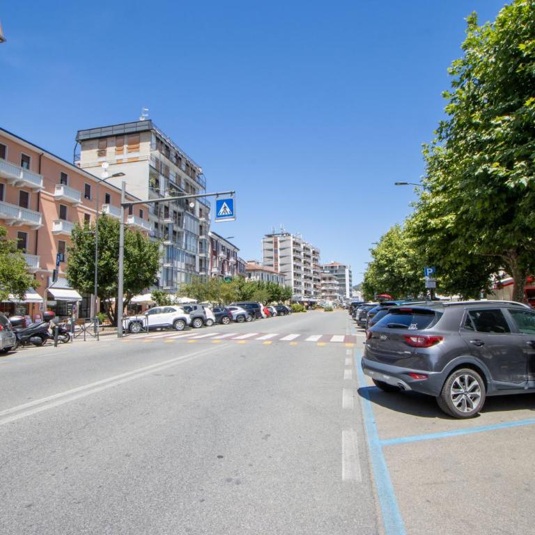The Lux Apartment - Arona fronte lago- AC - WiFi - By Guestaly - Appartamento con 2 Camere da Letto - 47