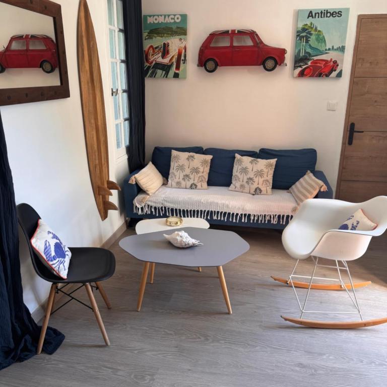 Superbe Maisonnette à 200m de la plage et du port de Carqueiranne - Maison 2 Chambres - 1