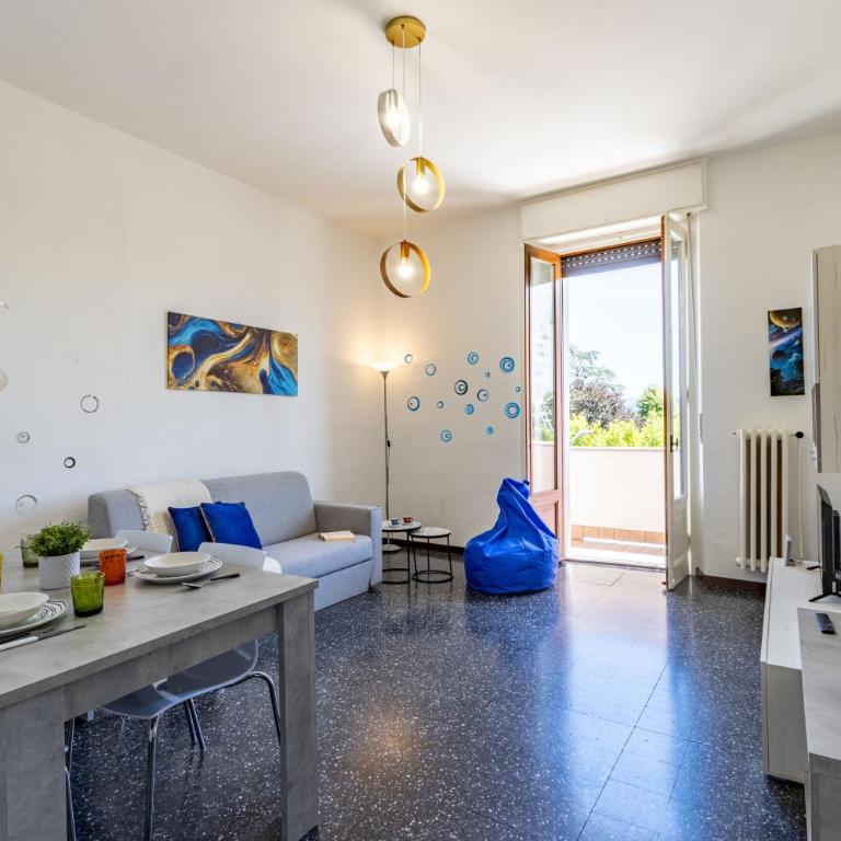 The Lux Apartment - Arona fronte lago- AC - WiFi - By Guestaly - Appartamento con 2 Camere da Letto - 4