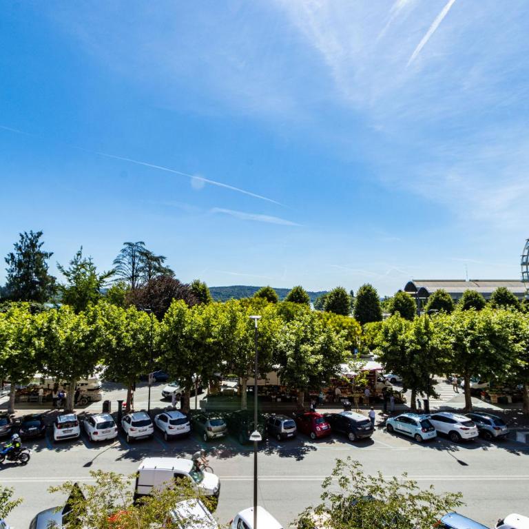 The Lux Apartment - Arona fronte lago- AC - WiFi - By Guestaly - Appartamento con 2 Camere da Letto - 11