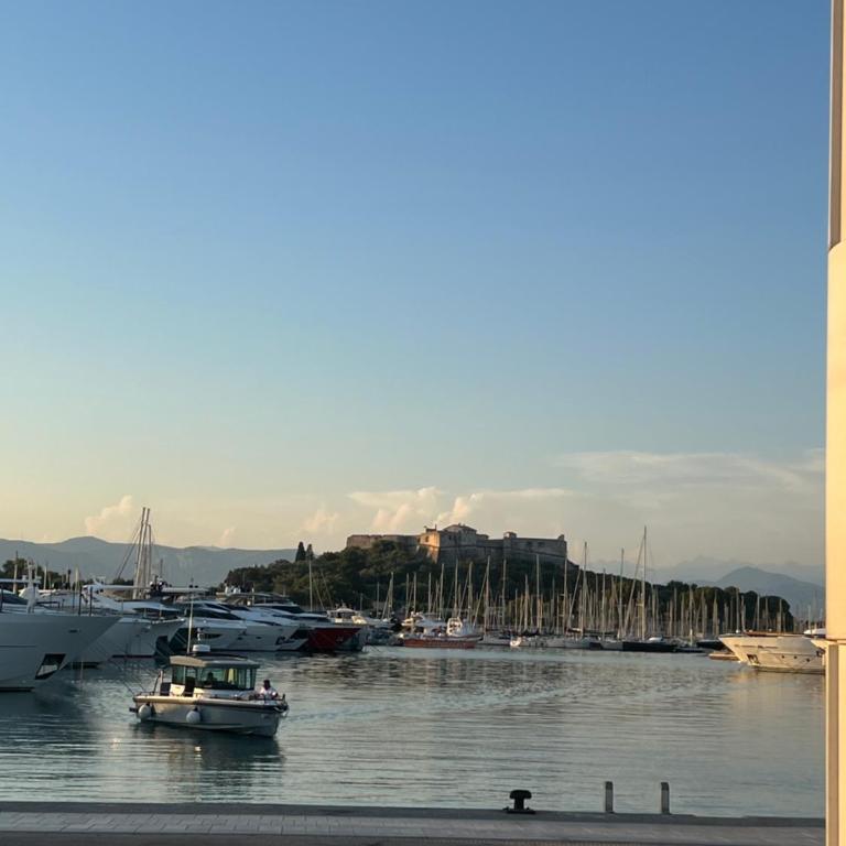 Fort Carré & Yachts View 2Bed Apartment in Old Antibes - Appartamento con 2 Camere da Letto e con Vista - 22