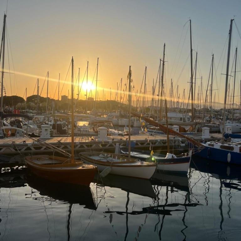 Fort Carré & Yachts View 2Bed Apartment in Old Antibes - Appartamento con 2 Camere da Letto e con Vista - 21