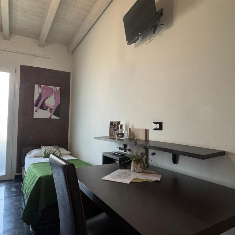 Garda Relais Luna Blu - Camera Tripla con Bagno Privato - 7