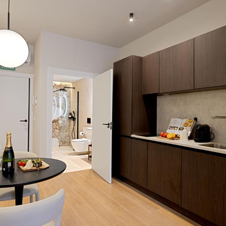 SariStays Valencia Vida Suites - Apartment mit Terrasse - 4
