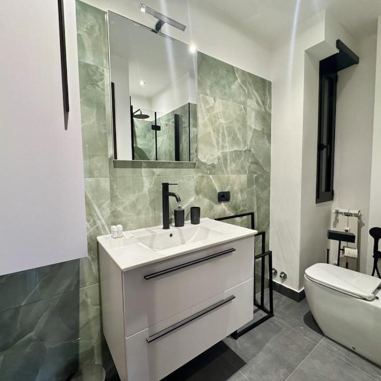 Aqva Apartment - Two-Bedroom Apartment - 3
