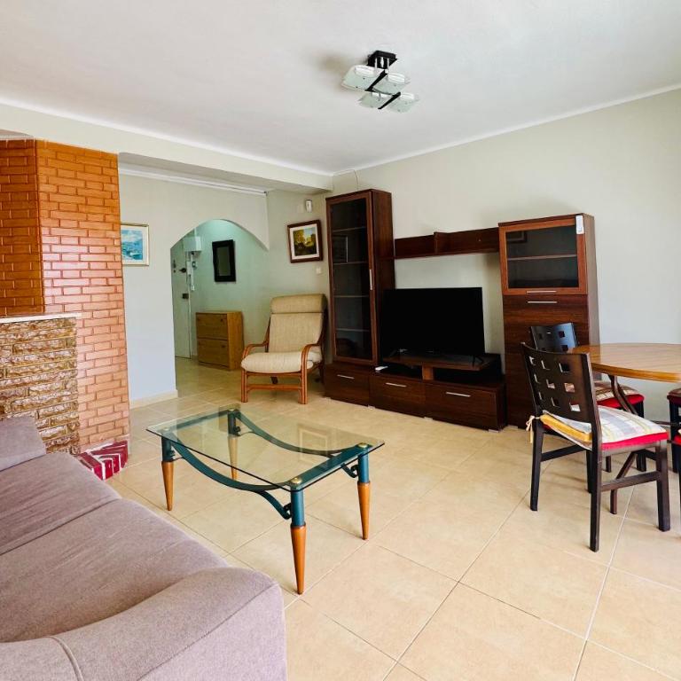 Home Diputacio Cambrils - Apartment mit 3 Schlafzimmern und Balkon - 5