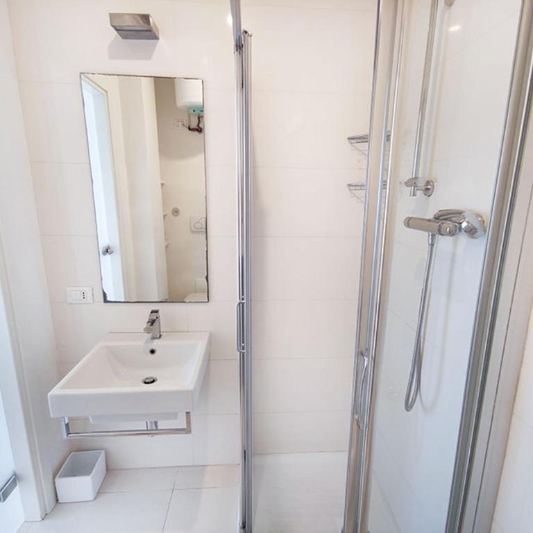 Suite Palace prima fila mare - One-Bedroom Apartment - 19