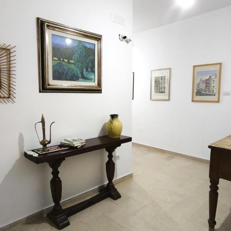Nonna Anna Suite - Camera Matrimoniale con Balcone - 1