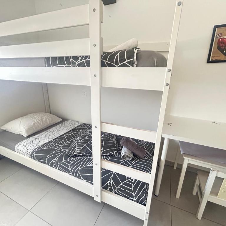 Appartement T4 spacieux - Three-Bedroom Apartment - 11