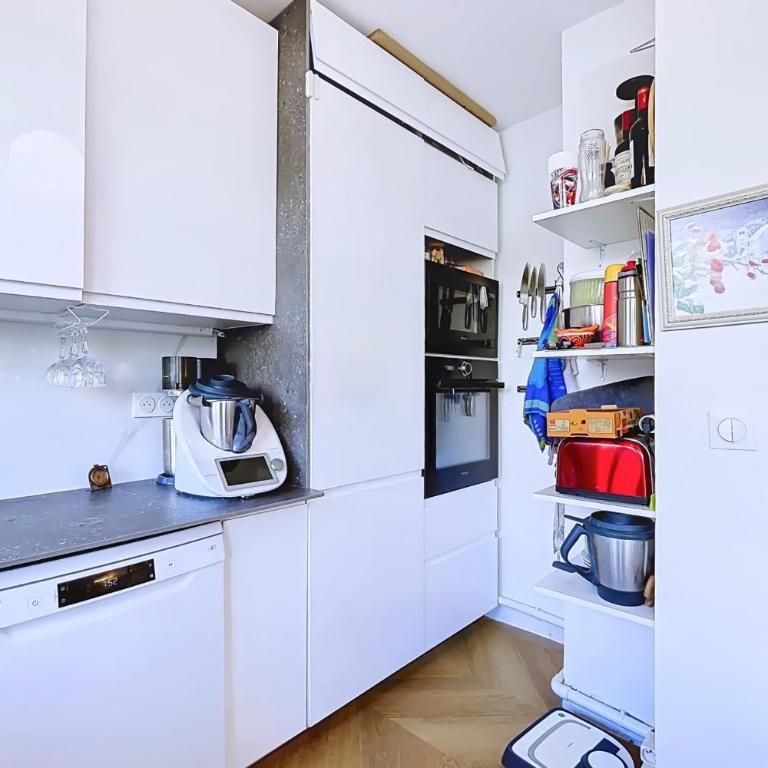 Charming flat near the Eiffel Tower - Apartment - 14