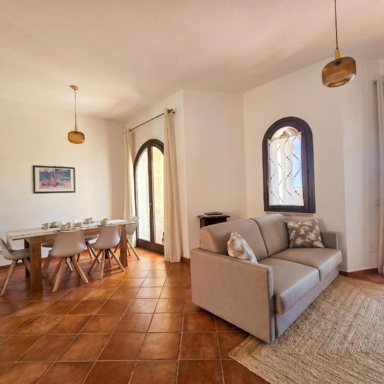 Villa SeaSky Ocean View with Garden - Two-Bedroom House - 14