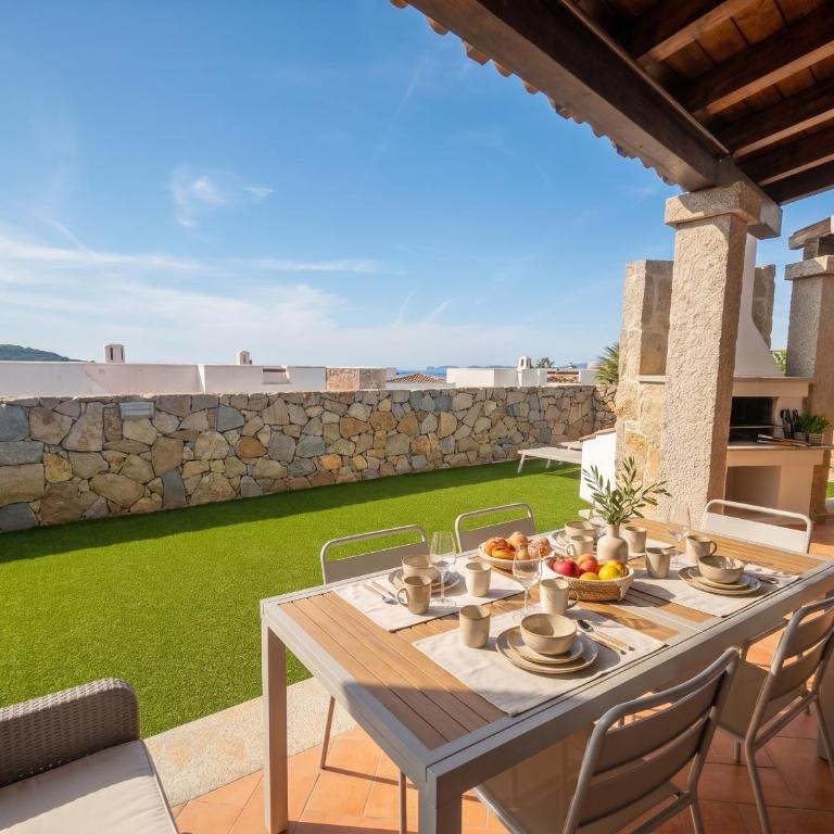 Villa SeaSky Ocean View with Garden - Two-Bedroom House - 47