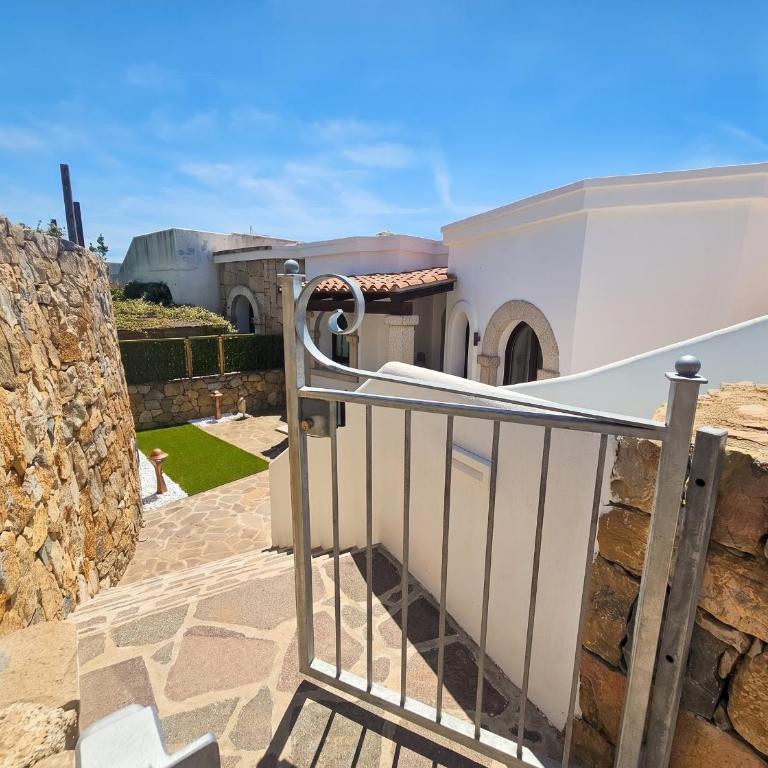 Villa SeaSky Ocean View with Garden - Two-Bedroom House - 37