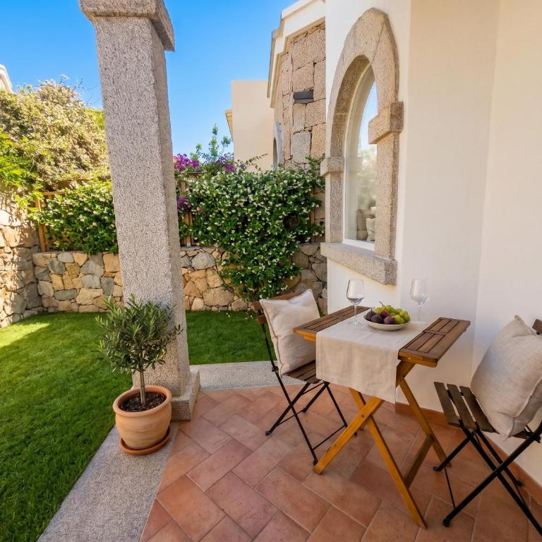 Villa SeaSky Ocean View with Garden - Two-Bedroom House - 42