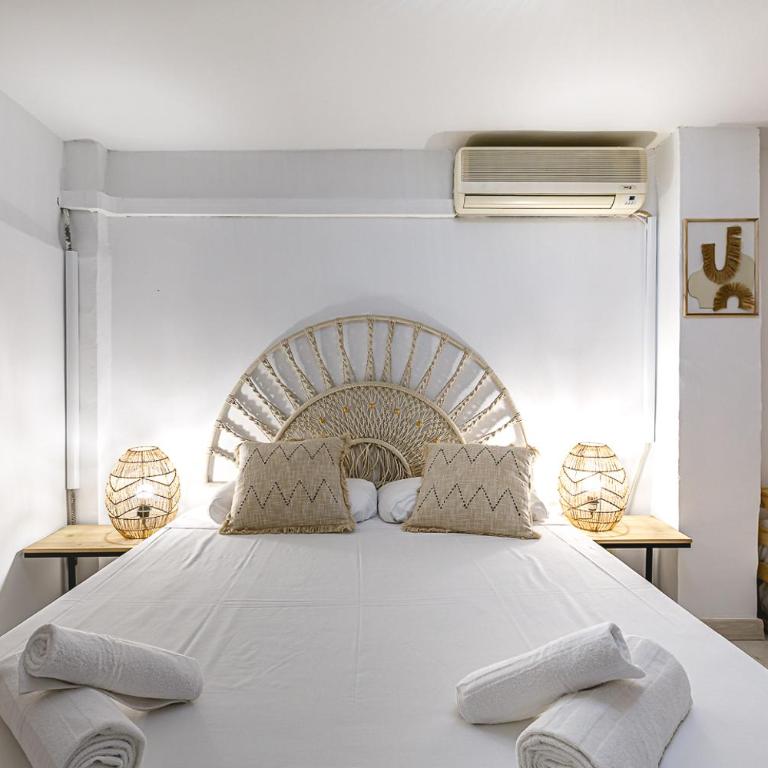 Exotic Little Palace City Center - Three-Bedroom Apartment - 18