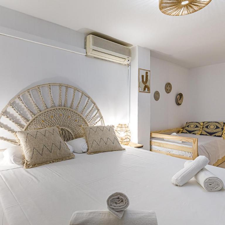 Exotic Little Palace City Center - Three-Bedroom Apartment - 15