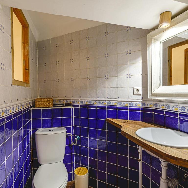 Exotic Little Palace City Center - Three-Bedroom Apartment - 14