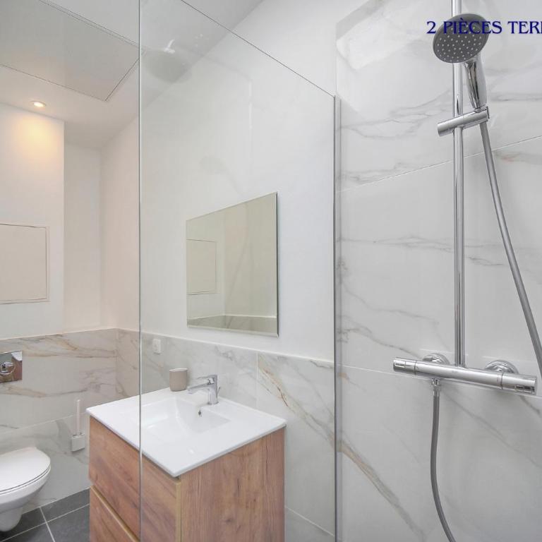 Maison VCA - 4 appartements - Wifi Clim - 15 min mer - Two-room Flat with Terrace : Xav - 5