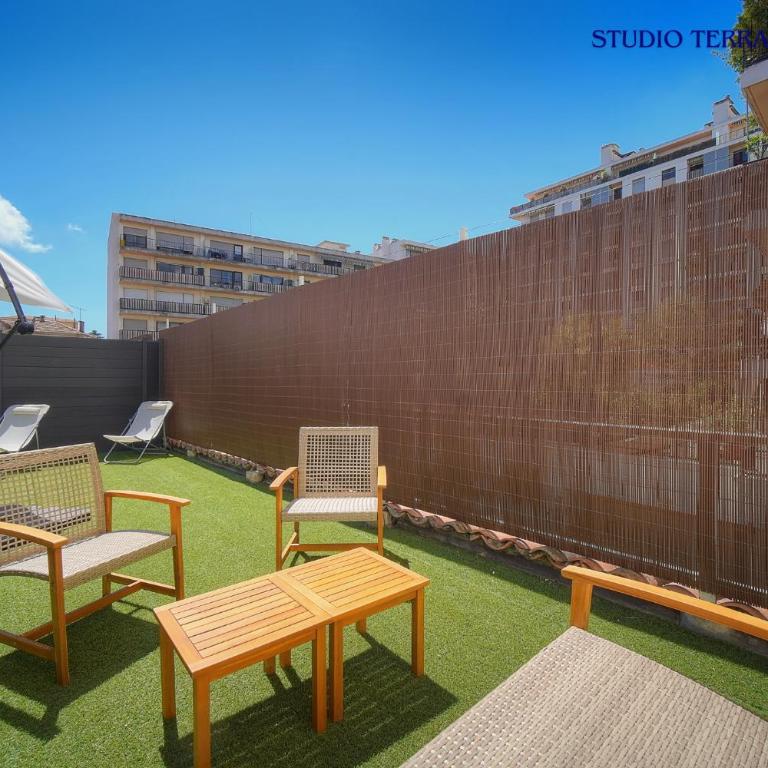 Maison VCA - 4 appartements - Wifi Clim - 15 min mer - Studio with Terrace : Manou - 11