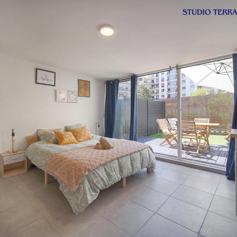 Maison VCA - 4 appartements - Wifi Clim - 15 min mer - Studio with Terrace : Manou - 19