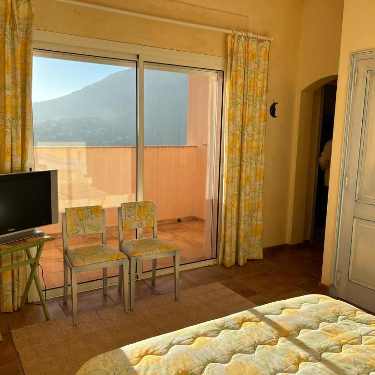Beautiful villa with 180-degree sea views! - Villa - 25