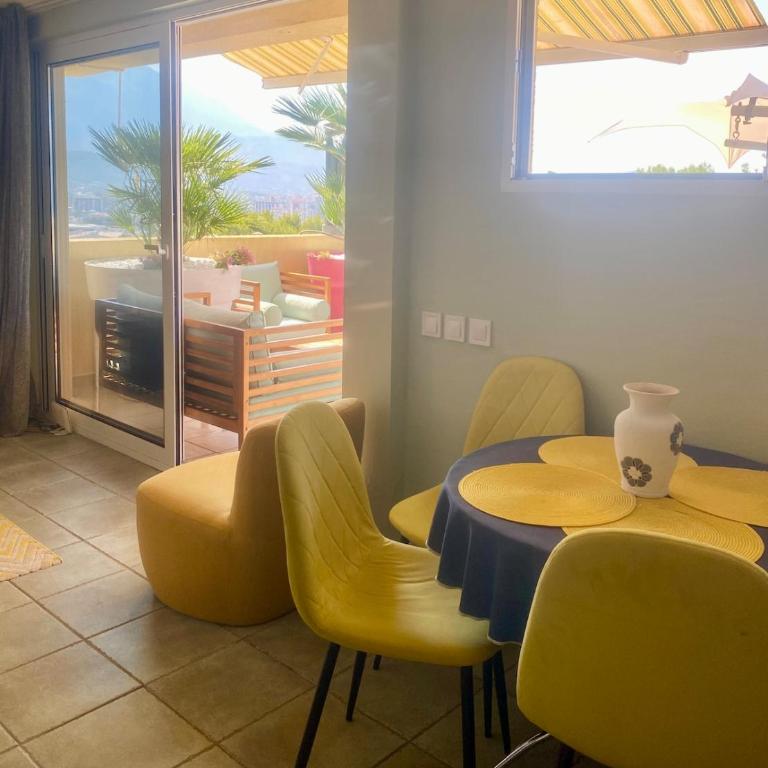 Marina Breeze Family Villa - Suite Lit King-Size - Vue sur Mer - 15