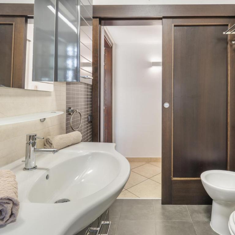 Home Karalis - Appartamento Superior con Vista Città - 19