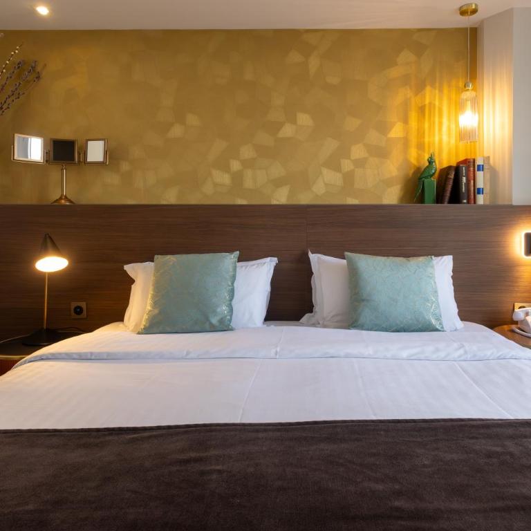 Hotel Parc Eiffel - Chambre Lit King-Size Supérieure - 3
