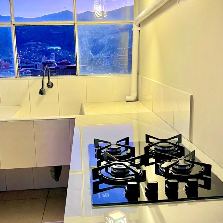 Huaraz Skyview Apartment - Top Floor with Mountains Views - Two-Bedroom Apartment - 9
