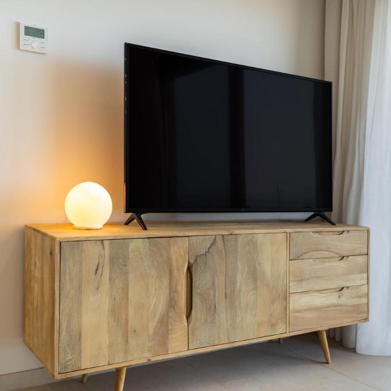 Los Flamencos by H - Playa de los Haraganes HLHF1303P24 - Two-Bedroom Apartment - Oceanfront - 8