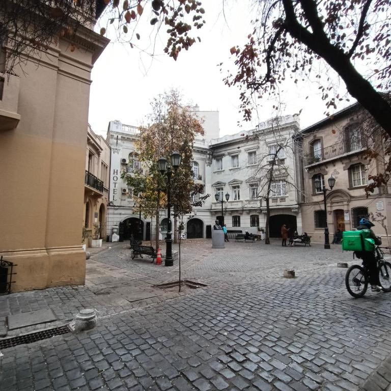 Departamento amoblado en Barrio patrimonial París-Londres - One-Bedroom Apartment - 9