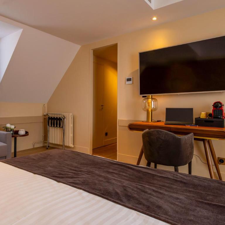 Hotel Parc Eiffel - Studio Lit King-Size - 2