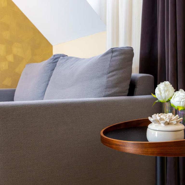 Hotel Parc Eiffel - Studio Lit King-Size - 3