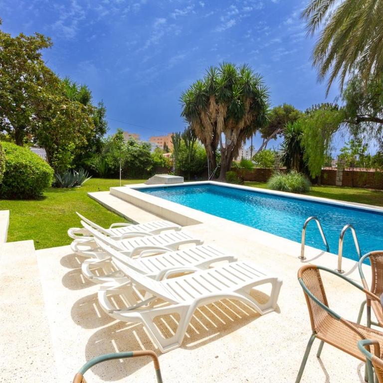 142 - Oasis Villa with Private Pool & Tropical Garden close to the Beach - Villa - 38