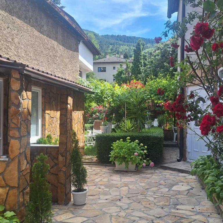 Modern&Cozy Bosnian house with GARDEN+FREE parking - Deluks Jednokrevetna Soba - 10