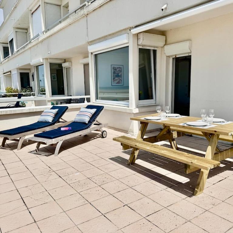 Camille - VUE MER - 2 chambres avec grande terrasse - Apartment mit 2 Schlafzimmern, Terrasse und Meerblick - 4