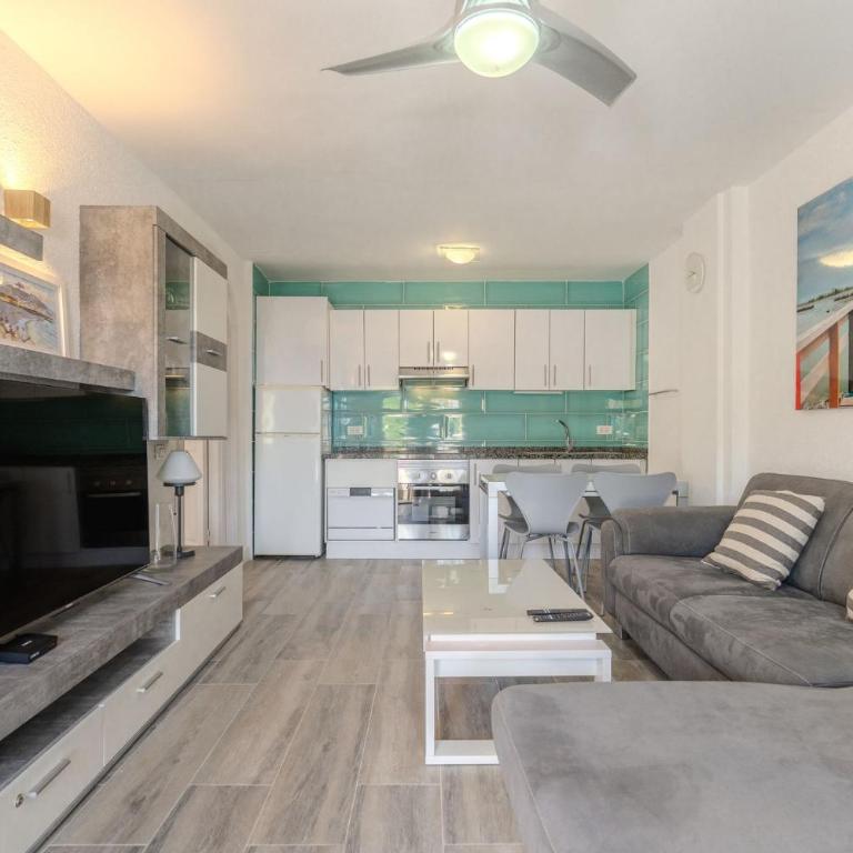 Charming 1-Bedroom Apartment with Ocean Views in Costa Adeje - Apartment - 3